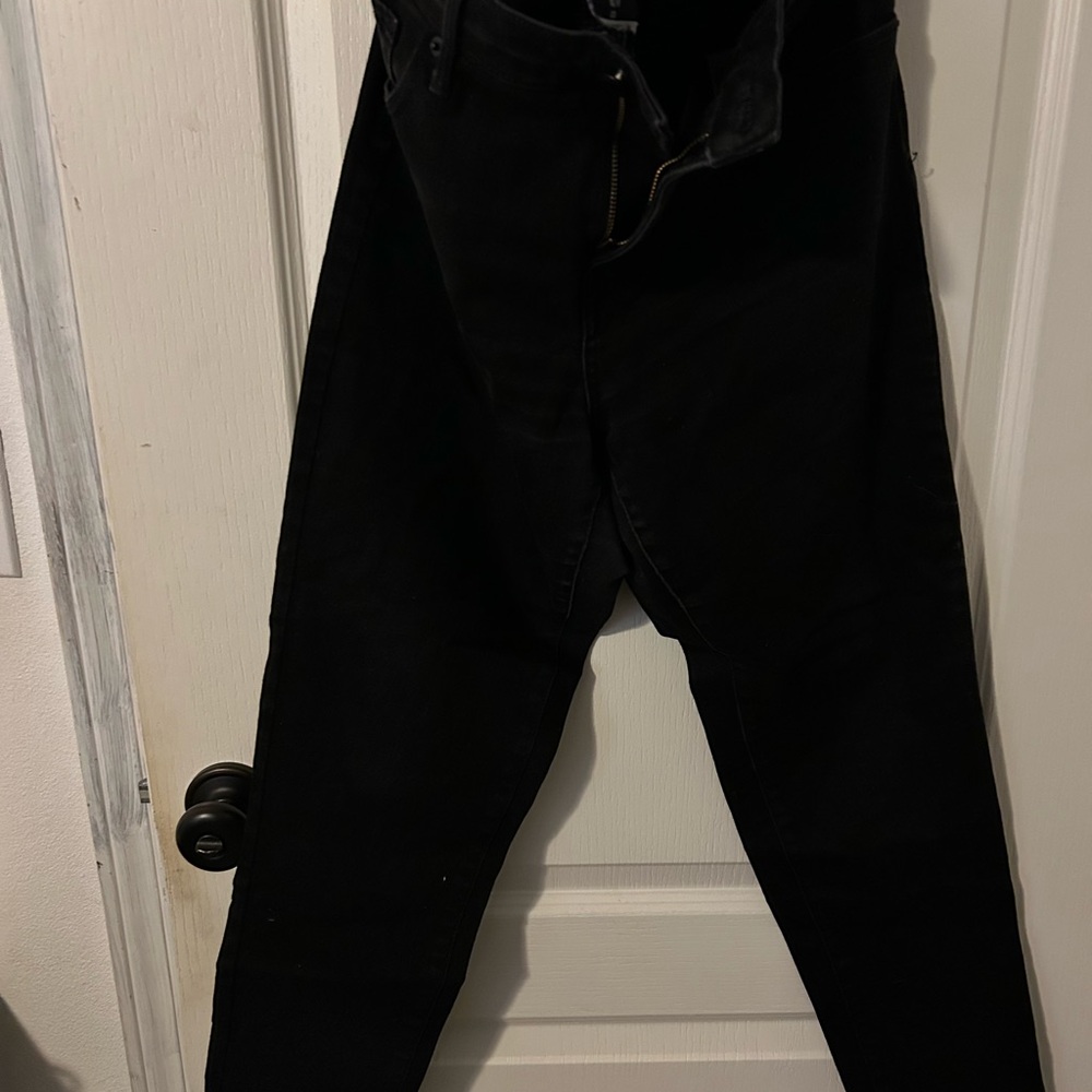 Black High-Waisted Pants